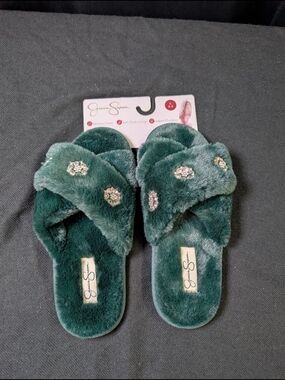 Jessica Simpson Dark Green Slippers Size 8-9 L